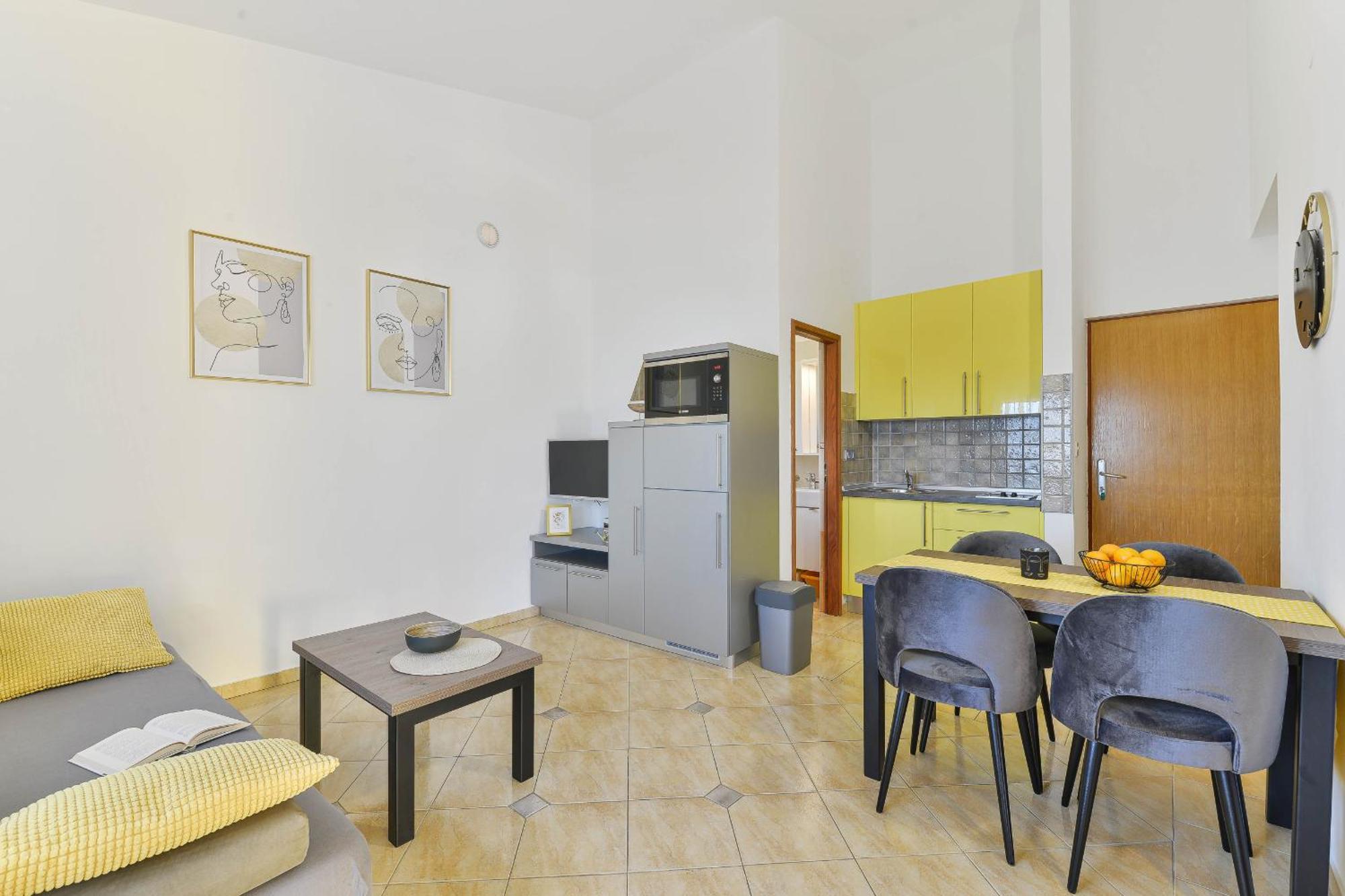 Apartment House Inga Vir Exterior foto