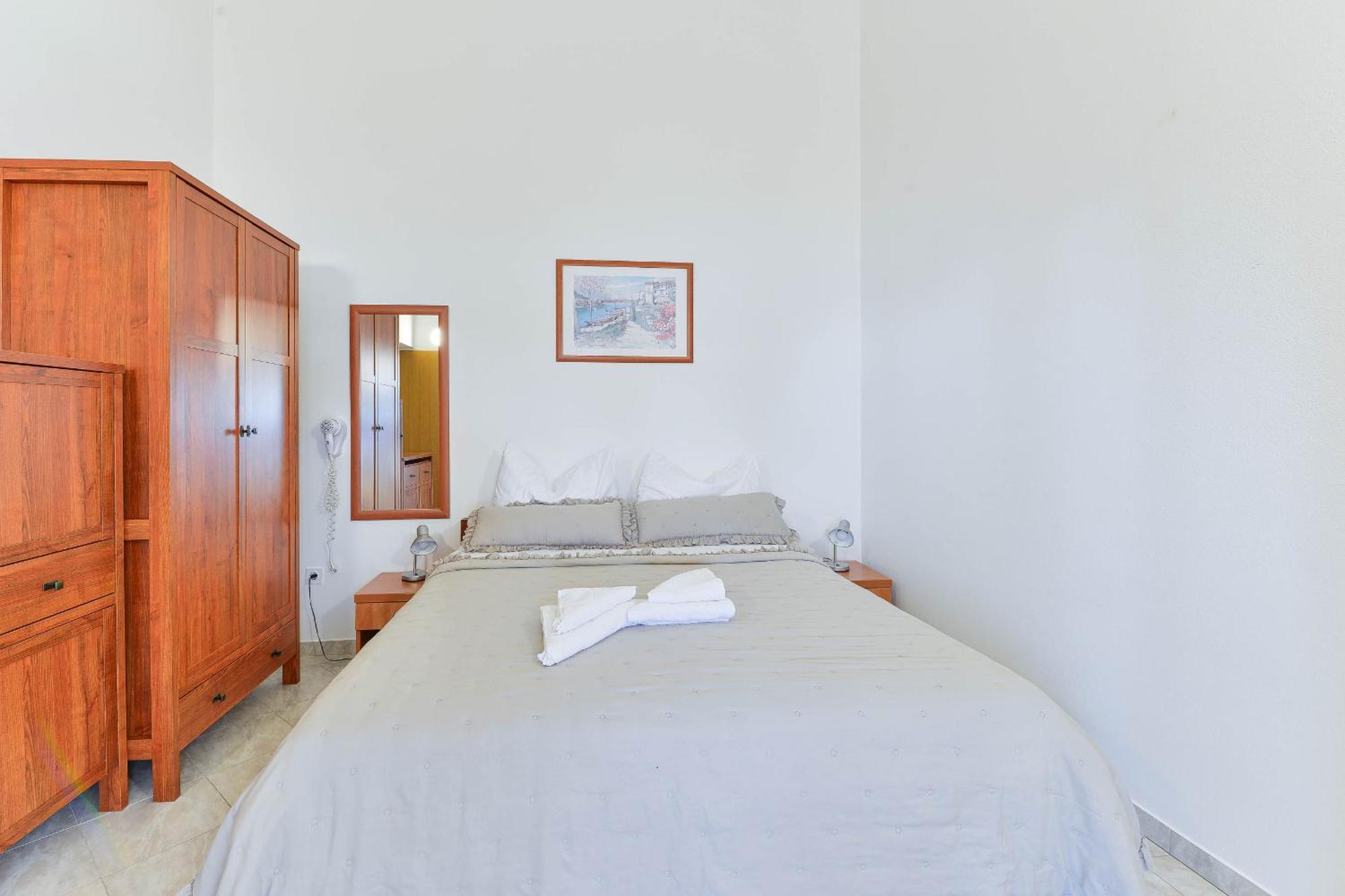 Apartment House Inga Vir Exterior foto